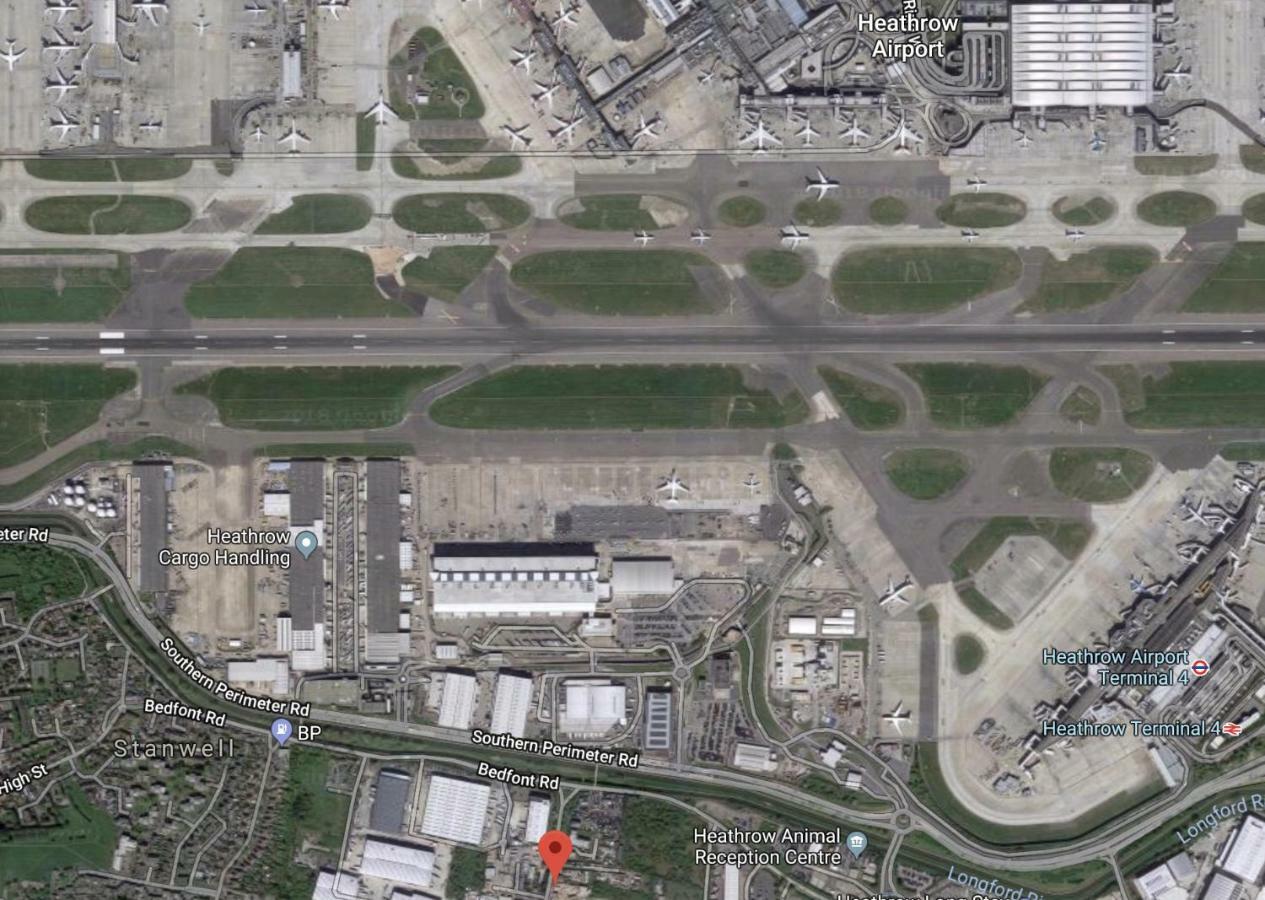 Heathrow Ensuite Rooms- Auto Check In Лондон Екстер'єр фото